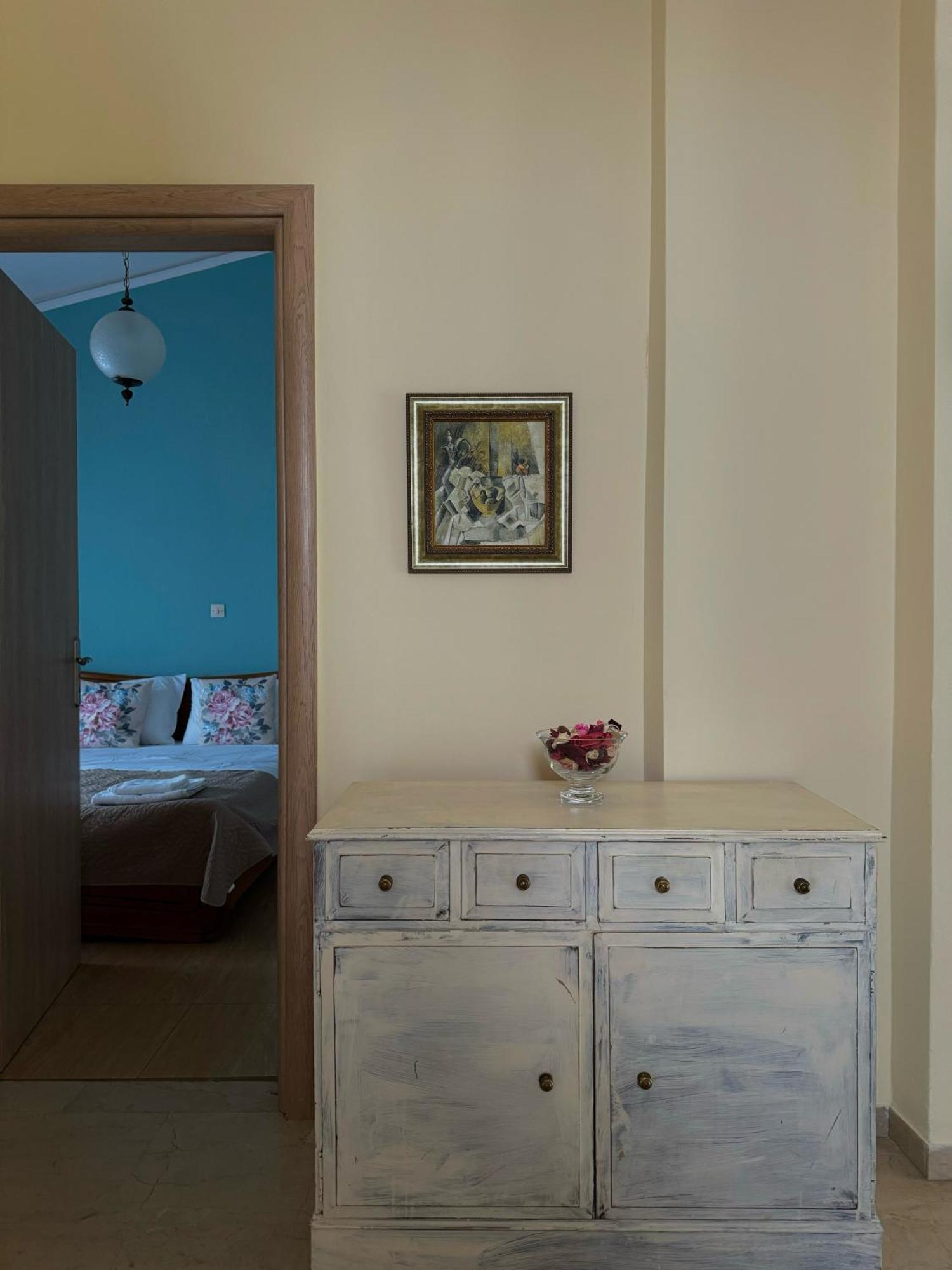 Apartment Dolphin Kavala